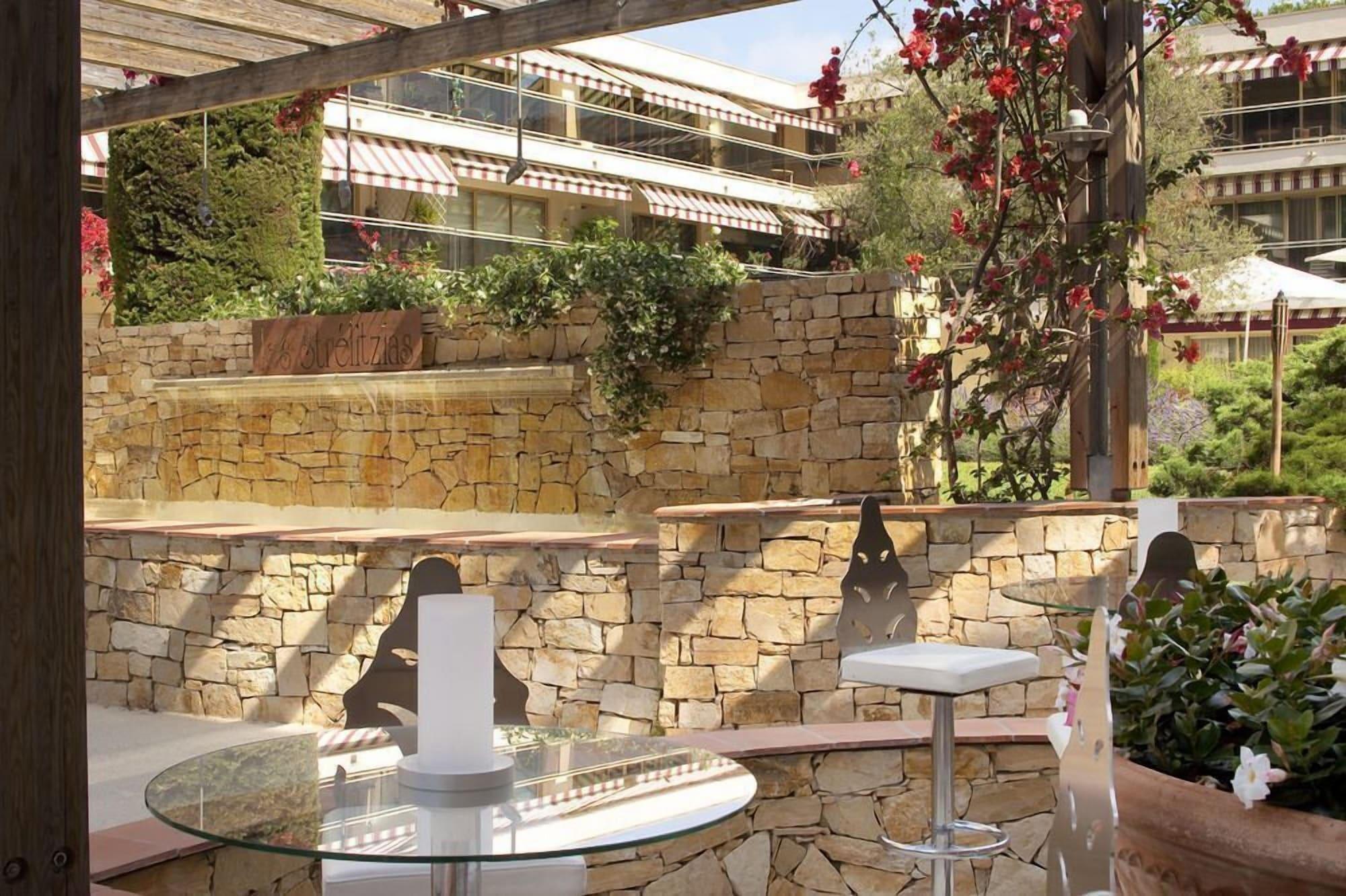 The Originals Boutique, Hotel Les Strelitzias Juan-les-Pins Buitenkant foto