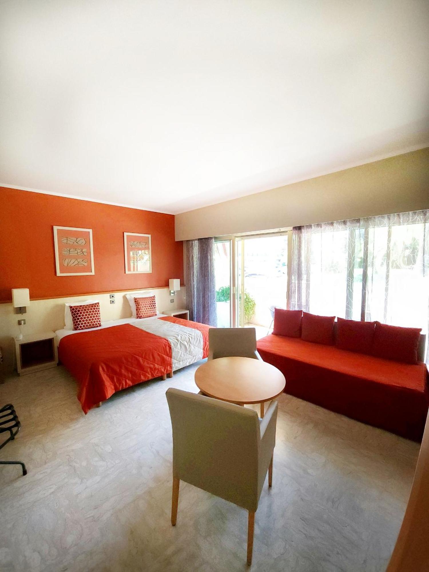The Originals Boutique, Hotel Les Strelitzias Juan-les-Pins Buitenkant foto